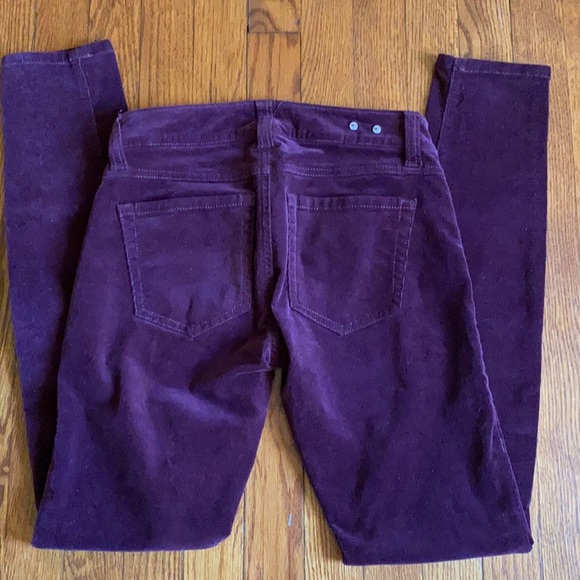 CAbi brushed corduroy jeans Plum colored - Picture 4 of 4